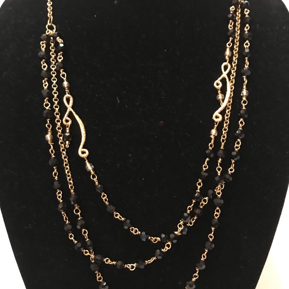 Black golden necklace - Picture 2 of 3